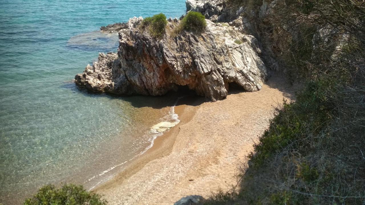 Aiolos Kalamaki  Esterno foto