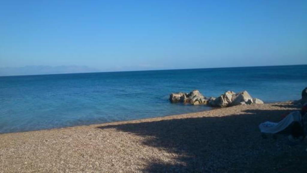 Aiolos Kalamaki  Esterno foto